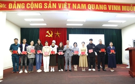 Trung tâm Chính trị Hà Đông tổng kết lớp bồi dưỡng nhận thức về Đảng khóa II năm 2026