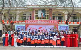 Học sinh phường Tùng Thiện sôi nổi trải nghiệm Tết cổ truyền Bính Ngọ 2026