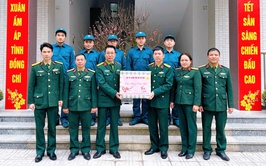 Bộ Tư lệnh Thủ đô Hà Nội thăm, làm việc và chúc Tết Ban Chỉ huy Quân sự phường Thanh Liệt