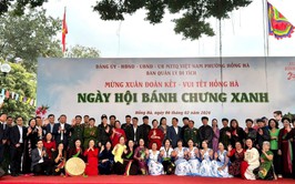 Rộn ràng Ngày hội “Bánh chưng xanh – Mừng Xuân đoàn kết – Vui Tết Hồng Hà”