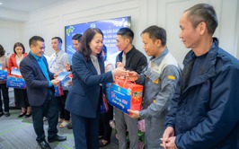 Lãnh đạo phường Cầu Giấy thăm, chúc Tết và tặng quà doanh nghiệp, người lao động nhân dịp Xuân Bính Ngọ 2026