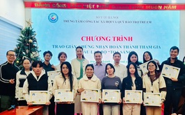 Sinh hoạt thường kỳ tháng 2 và trao Giấy chứng nhận hoàn thành tham gia sinh hoạt cho 15 thành viên Câu lạc bộ “Tỏa sáng”