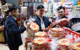 XÃ BA VÌ TĂNG CƯỜNG KIỂM TRA AN TOÀN THỰC PHẨM PHỤC VỤ TẾT VÀ LỄ HỘI XUÂN NĂM 2026