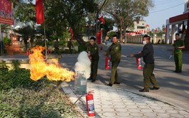 Bát Tràng huấn luyện, bồi dưỡng nghiệp vụ phòng cháy, chữa cháy và cứu nạn cứu hộ cho lực lượng cơ sở
