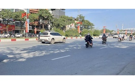 Ngày 10/3, Hà Nội ít mây, trời nắng khô. Đêm và sáng trời rét.