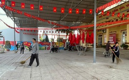 MTTQ và các tổ chức chính trị - xã hội xã Hòa Xá tích cực tổng vệ sinh môi trường chào mừng ngày bầu cử