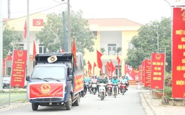 Chương Dương tuyên truyền lưu động, lan tỏa khí thế,
hướng tới ngày bầu cử