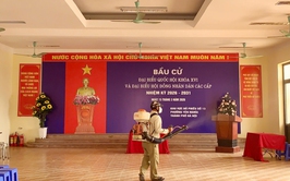 Trạm Y tế phường Yên Nghĩa triển khai phun khử khuẩn, đảm bảo môi trường an toàn phục vụ bầu cử