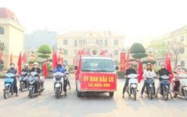 Trung tâm Dịch vụ tổng hợp Hoài Đức ra quân tuyên truyền lưu động hướng tới ngày bầu cử toàn dân