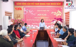 UBND xã Kiều Phú tổ chức trao giấy chứng nhận quyền sử dụng đất