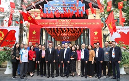 Đoàn công tác số 16 kiểm tra công tác bầu cử tại phường Hoàn Kiếm và phường Cửa Nam