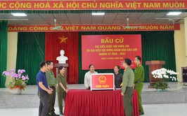 Công an xã Mê Linh đảm bảo an ninh trật tự cho ngày hội non sông