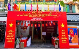 Người dân Hà Nội đi bầu cử tại các di tích lịch sử văn hóa