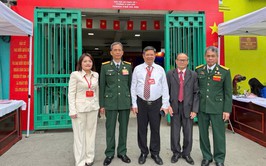 Cử tri Phường Ô Chợ Dừa tích cực tham gia ngày bầu cử