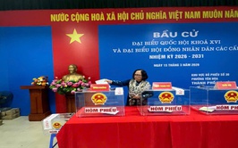 VINH DỰ, TỰ HÀO, TRÁCH NHIỆM VÀ NIỀM TIN TRONG NGÀY HỘI NON SÔNG TẠI ĐIỂM BẦU CỬ SỐ 30 PHƯỜNG YÊN HÒA