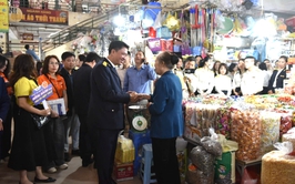 Thuế Hà Nội ra quân Tháng cao điểm đồng hành, hỗ trợ hộ kinh doanh quyết toán thuế