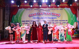 Sôi nổi đêm giao lưu văn nghệ “Phú Xuyên – Niềm tin ngày hội lớn”