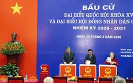 Cử tri cả nước thực hiện quyền và nghĩa vụ thiêng liêng của công dân