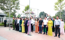 XÃ TRUNG GIÃ TỔ CHỨC LỄ DÂNG HƯƠNG KỶ NIỆM 93 NĂM THÀNH LẬP CHI BỘ TÂN YÊN VÀ 84 NĂM THÀNH LẬP CHI BỘ XUÂN BẢNG