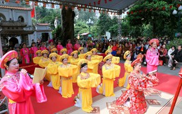 Về chùa Thánh Chúa dự hội, tưởng nhớ công đức Nguyên phi Ỷ Lan