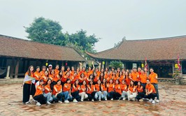 Sôi nổi các hoạt động thể thao và chuyến ngoại chào mừng Ngày Quốc tế Phụ nữ 08/3 của Trường Tiểu học Bùi Quốc Khái