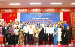 95 NĂM NGỌN LỬA HỒNG: CUỘC GẶP GỠ CỦA NHỮNG 