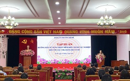 Phường Bồ Đề tổ chức Hội nghị tập huấn hướng dẫn sử dụng Hệ thống thông tin điều hành tác nghiệp cho các chi, đảng bộ cơ sở trực thuộc