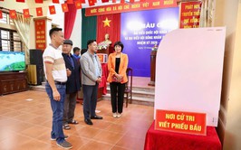 Những nỗ lực thầm lặng trong ngày bầu cử ở xã Hồng Vân, thành phố Hà Nội