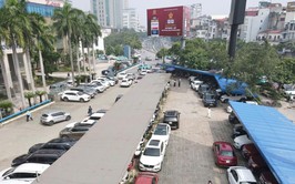 Đầu tư khẩn cấp bãi đỗ xe tai khu vưc loi trên địa bàn 3 phuơng Ba Đinh, Hoan Kiêm và Cưa Nam