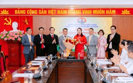Đảng ủy Doanh nghiệp phường Việt Hưng: Phát triển tổ chức đảng trong khu vực kinh tế tư nhân qua việc thành lập Chi bộ Công ty TNHH Imex News.