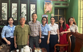 Tổ xung kích Chi nhánh số 6 hỗ trợ trực tiếp công dân yếu thế tại cơ sở