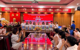 TRƯỜNG THCS YÊN SỞ TỔ CHỨC NGÀY HỘI 
THIẾU NHI VUI KHỎE – TIẾN BƯỚC LÊN ĐOÀN 
VÀ LỄ KẾT NẠP ĐOÀN CHO HỌC SINH ƯU TÚ KHỐI 9 