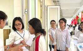 Từ ngày 10-4 đến 17-4, học sinh Hà Nội đăng ký dự tuyển lớp 10 công lập