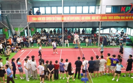 Gần 100 cặp vận động viên tham gia Giải cầu lông chùa Liên Trì mở rộng kết thúc thành công tốt đẹp.