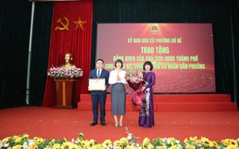 PHƯỜNG BỒ ĐỀ TỔNG KẾT CÔNG TÁC BẦU CỬ, VINH DỰ NHẬN BẰNG KHEN CỦA CHỦ TỊCH UBND THÀNH PHỐ
