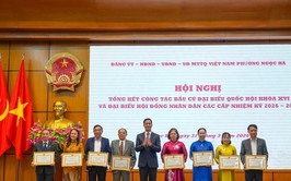 Phường Ngọc Hà: Khen thưởng tập thể, cá nhân xuất sắc trong công tác bầu cử