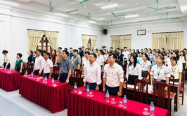 Xã Quốc Oai khai giảng lớp bồi dưỡng lý luận chính trị cho đảng viên mới khóa I năm 2026