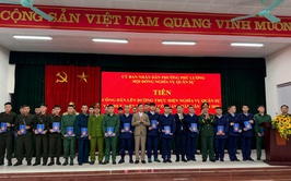 Ngày hội tòng quân - tuổi trẻ phường Phú Lương vững bước vì Tổ quốc 