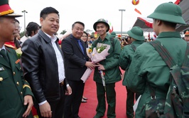 Trang trọng Lễ giao- nhận quân năm 2026 tại điểm giao quân xã Thanh Oai