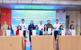 Hát Môn: Ra mắt mô hình “Trường học nói không với thuốc lá điện tử, thuốc lá đốt; đảm bảo an ninh trật tự, an toàn giao thông trong trường học”