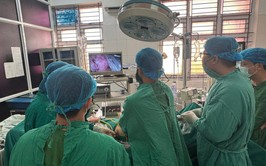 Phụ nữ không chủ quan với các dấu hiệu rong kinh, đau bụng kéo dài