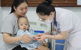 Đồng bộ các biện pháp phòng chống bệnh tay chân miệng đang gia tăng