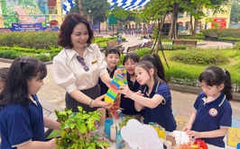 Sôi động Ngày hội trải nghiệm trí tuệ AI và STEM, ROBOTICS của học sinh trường Tiểu học Trung Yên