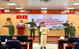 Công an phường Yên Sở tổ chức Hội nghị tập huấn điều khiển, phân luồng giao thông và hỗ trợ giải quyết một số tình huống khi tham gia bảo đảm TTATGT đối với lực lượng tham gia bảo vệ ANTT ở cơ sở trên địa bàn phường Yên Sở
