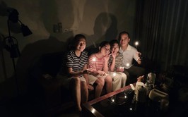 THCS DỊCH VỌNG HẬU THỰC HIỆN TIẾT KIỆM NĂNG LƯỢNG ĐIỆN - BẢO VỆ HÀNH TINH XANH