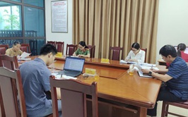 Đồng chí Nguyễn Huy Hoàng - Phó Bí thư Đảng ủy, Chủ tịch UBND xã Hoài Đức tiếp công dân định kỳ tháng 4/2026