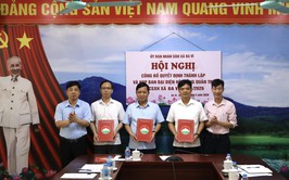 Xã Ba Vì tổ chức Hội nghị công bố Quyết định thành lập Ban đại diện HĐQT NHCSXH xã và triển khai nhiệm vụ tín dụng chính sách.