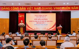 Phường Việt Hưng tăng cường bồi dưỡng nghiệp vụ công tác tổ chức xây dựng Đảng , phát động Hội thi báo cáo viên, tuyên truyền viên giỏi năm 2026.