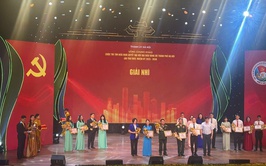 Phường Xuân Đỉnh cùng đội Hoa Sen đạt giải Nhì Chung khảo cuộc thi tìm hiểu Nghị quyết Đại hội Đảng bộ Thành phố Hà Nội