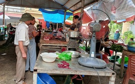 Xã Nội Bài tăng cường công tác kiểm soát giết mổ, kiểm tra vệ sinh thú y và bảo đảm an toàn thực phẩm